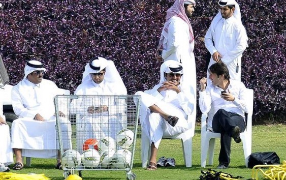 Le Qatar rachète la FIFA